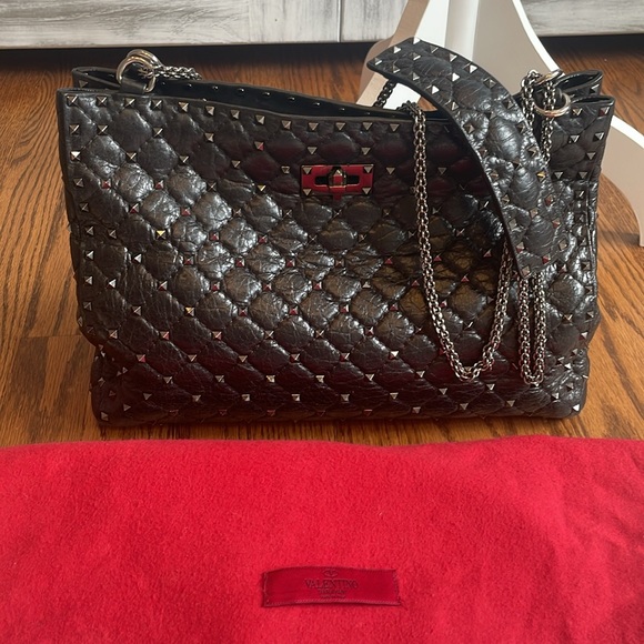 Valentino Garavani Rockstud Bag - Picture 9 of 9